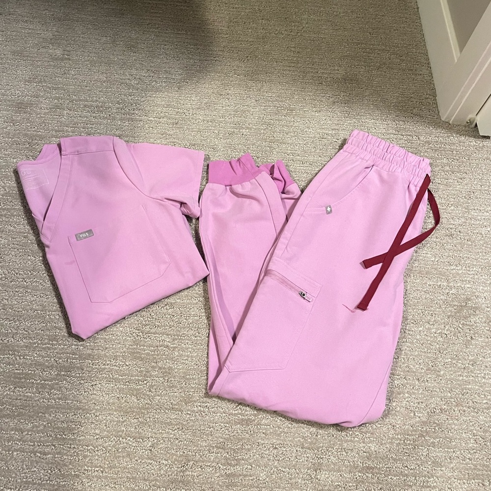 Women’s Figs Scrub Set